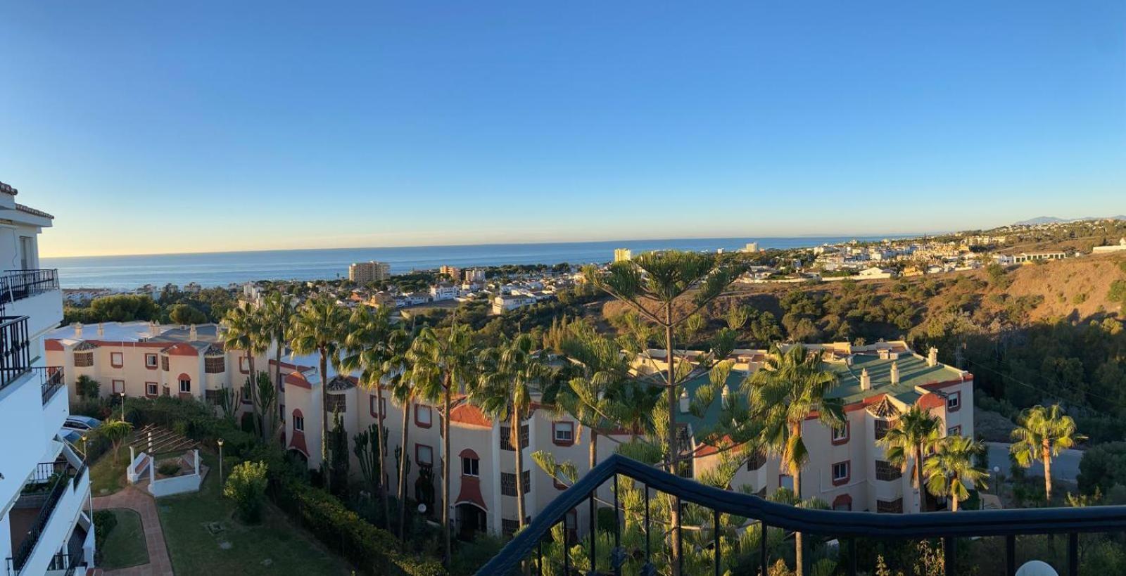 Two Bed, Two Bath With 360 Degree Sea Views With Balcony And Roof Terrace - Riviera, Costa * Mijas